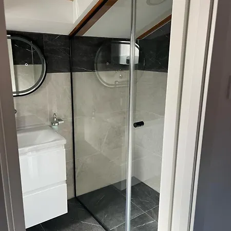 Amorino Apartman *