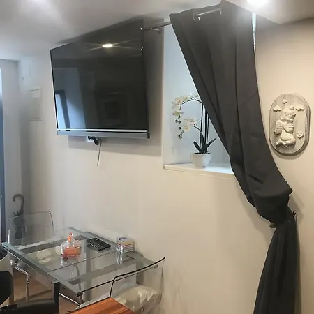 Amorino Apartman *